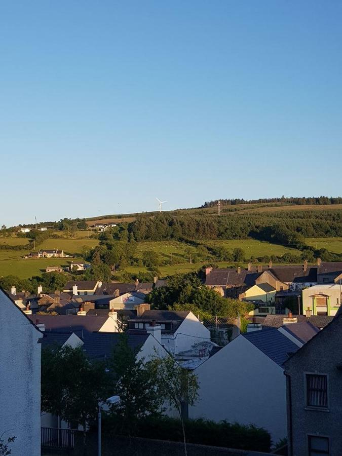 Spire View Townhouse Ballycastle Exterior foto